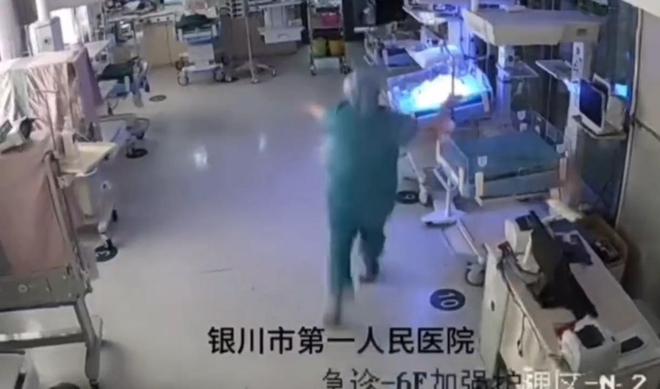 后续来了！网友表示：这嘉奖是不是低了ky开元棋牌地震中高中生背起同学逃生(图4)